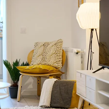 Daire Moon Plaza Deluxe Bükreş