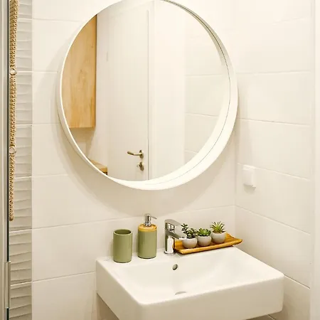 Moon Plaza Deluxe Bucarest