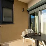 Moon Plaza Deluxe Apartament Bucureşti