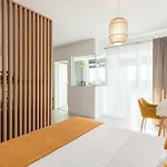 Moon Plaza Deluxe *