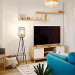 Moon Plaza Deluxe Apartament *