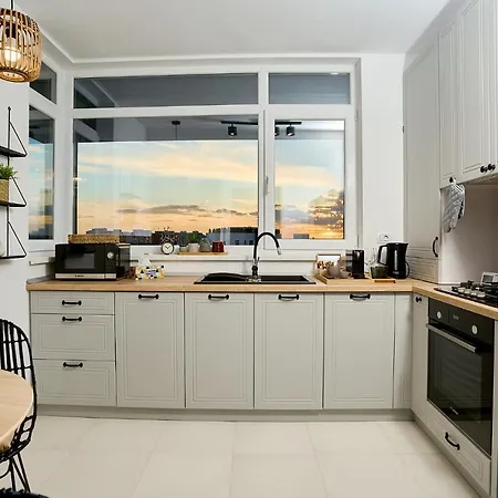 Moon Plaza Deluxe * Βουκουρέστι