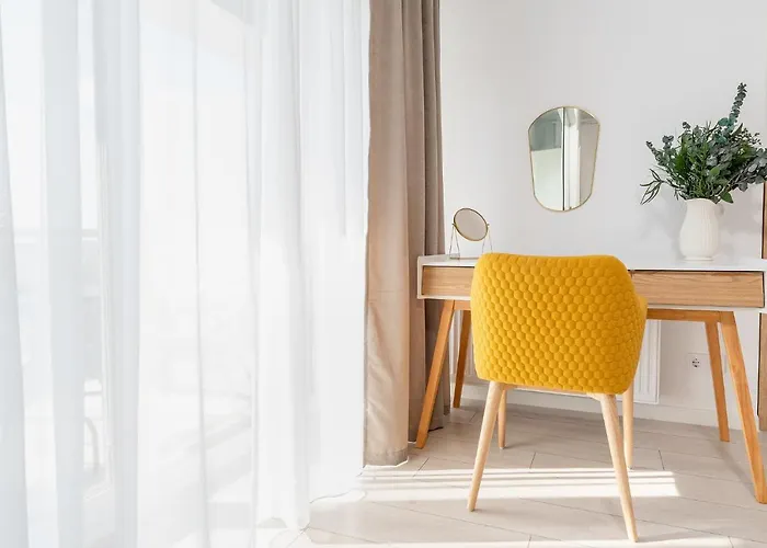 Moon Plaza Deluxe * Bukurešť