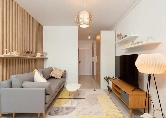 Апартаменты Moon Plaza Deluxe *